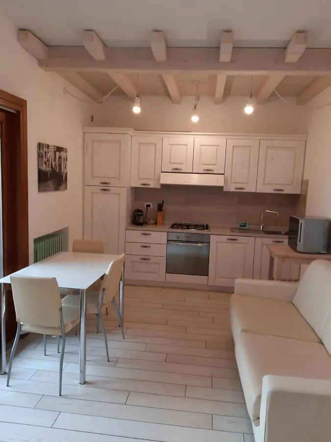 Sweet Appartment Di Guido بسكييرا ديل غاردا شقة